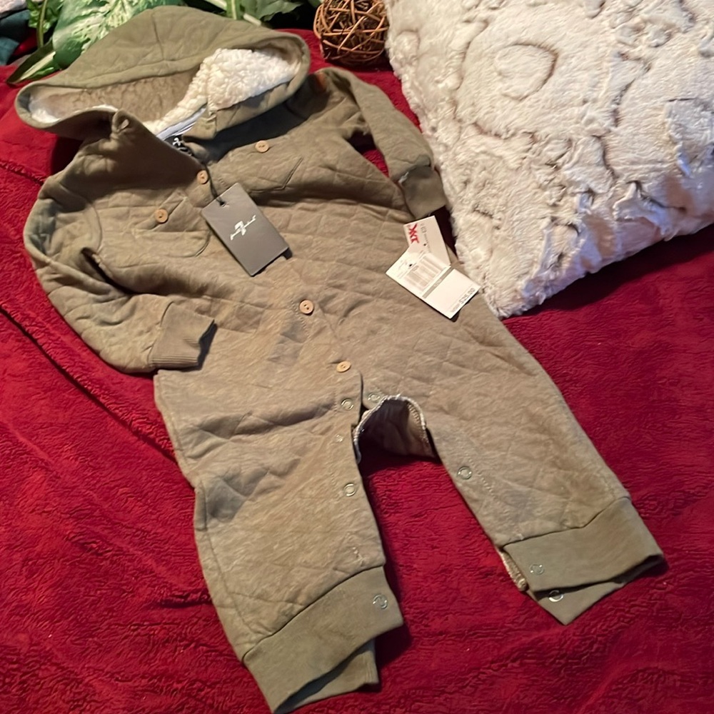 NEW 7 For All Mankind 1 piece fur lined snap middle LS Jumpsuit Size:12 M green